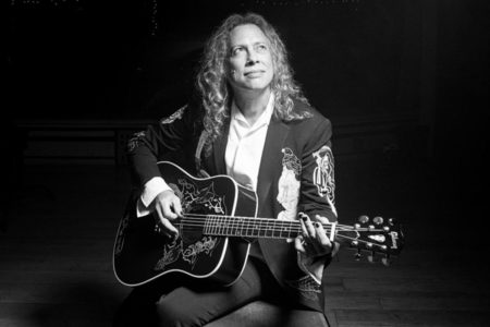 Gibson lanza una guitarra de edición limitada junto a Kirk Hammett de Metallica Gibson lanza una guitarra de edición limitada junto a Kirk Hammett de Metallica