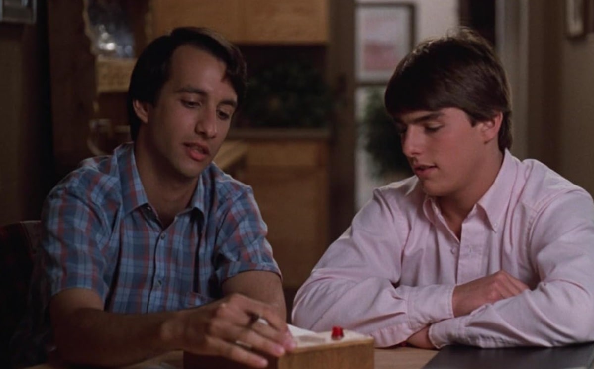 Tom Cruise y Bronson Pinchot en Risky Business (1983)