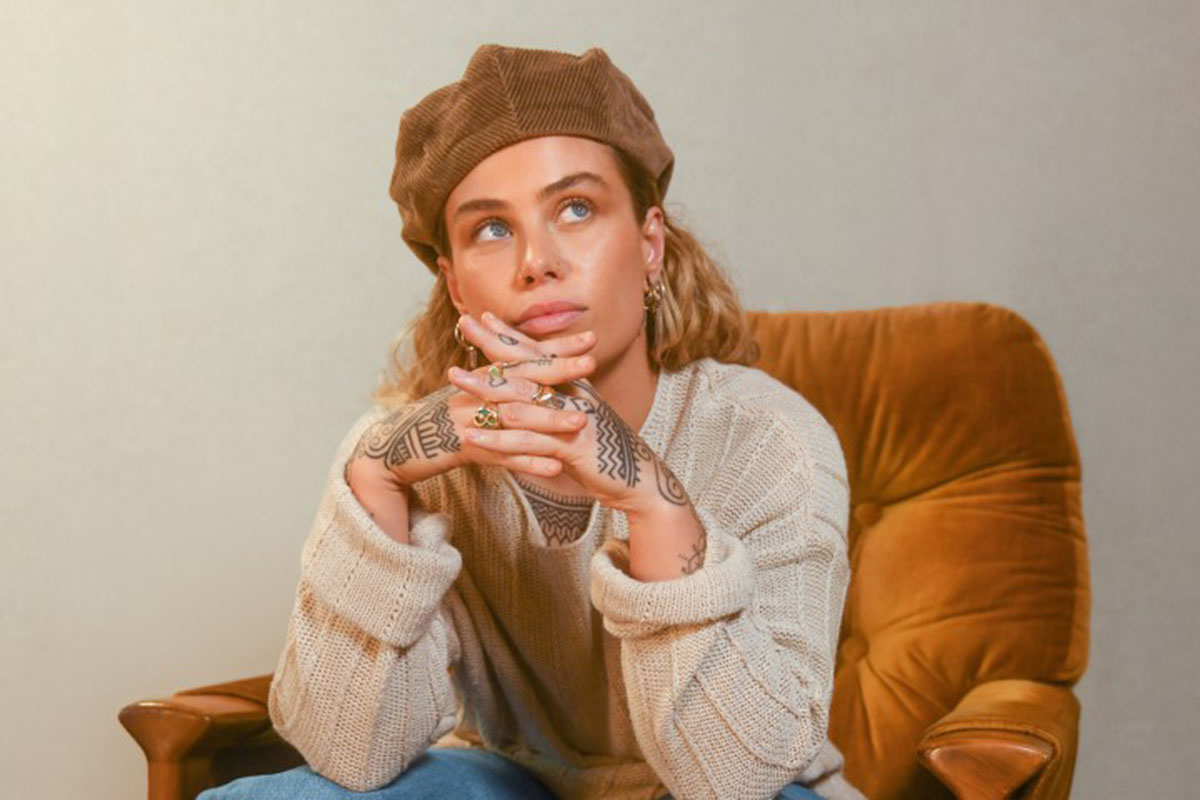 Tash Sultana: “Nadie más en el mundo tiene un show como el mío” Tash Sultana (2025)