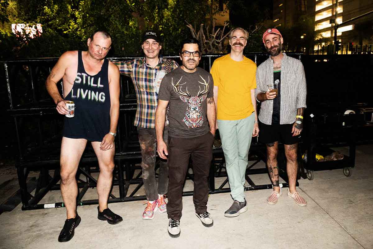 Cap'n Jazz: “Sonamos mejor que nunca porque ahora realmente sabemos tocar” Cap'n Jazz