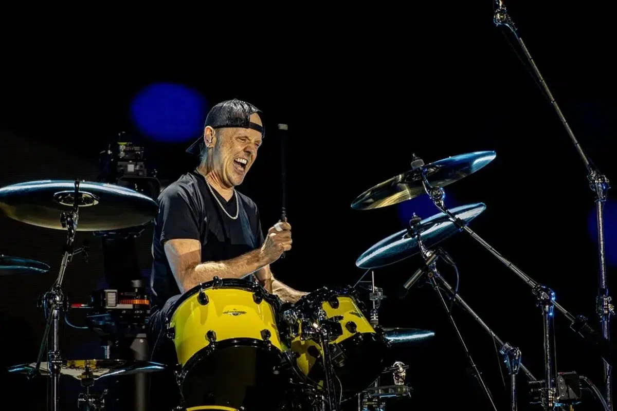 Lars Ulrich elige a su baterista favorito Lars Ulrich elige a su baterista favorito