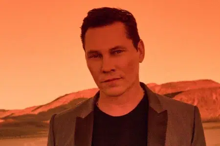 Tiësto tocará en las Pirámides de Giza Tiësto tocará en las Pirámides de Giza