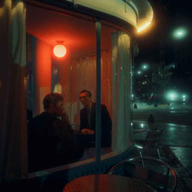 Tapa de "Ya es tarde", single de Emmanuel Horvilleur y Alex Anwandter