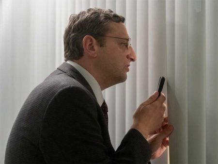 Qué ver en HBO Max: 5 series tan absurdas como adictivas Tim Robinson en La silla