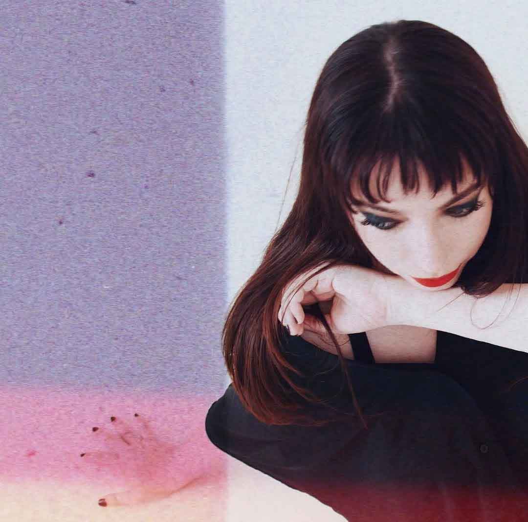 Tapa de "(Solo aire)", single de Lisa María