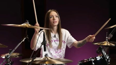 La baterista Kristina Rybalchenko toca "Baba O'Riley" de The Who sin conocerla: El video La baterista Kristina Rybalchenko toca "Baba O'Riley" de The Who sin conocerla: El video