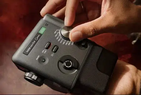 Fujifilm lanzó una cámara retro que mezcla nostalgia y tecnología Fujifilm lanzó una cámara retro que mezcla nostalgia y tecnología