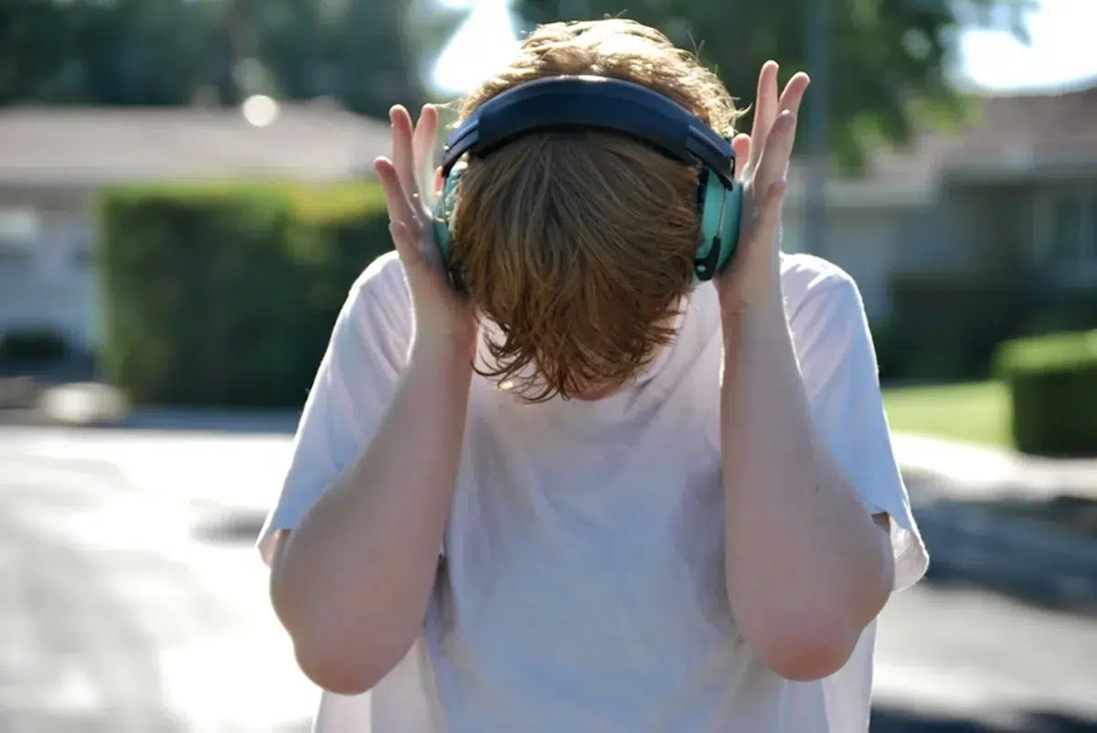 La música que se escucha entre los 13 y los 17 años es la que más impacto tiene en la vida La música que se escucha en la adolescencia es la que más impacto tiene en la vida