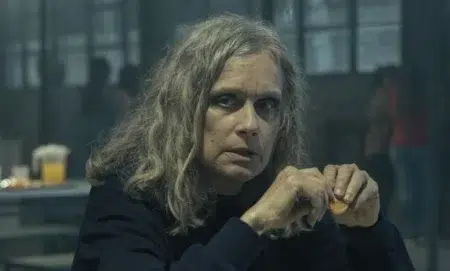 Juana Molina en En el barro, serie de Netflix
