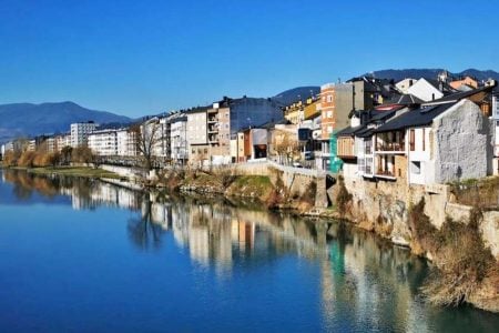 Rincones menos conocidos de España para una escapada cultural en coche