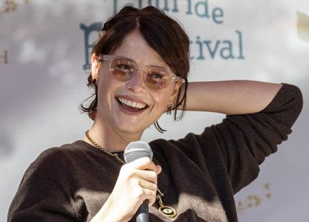 La canción favorita de Jessie Buckley: "Tiene cosas hermosas" Jessie Buckley