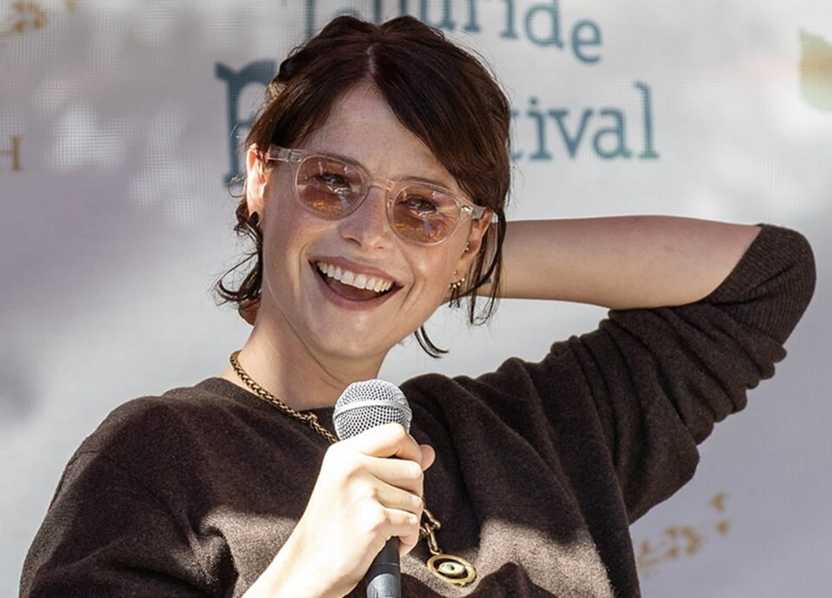 Jessie Buckley