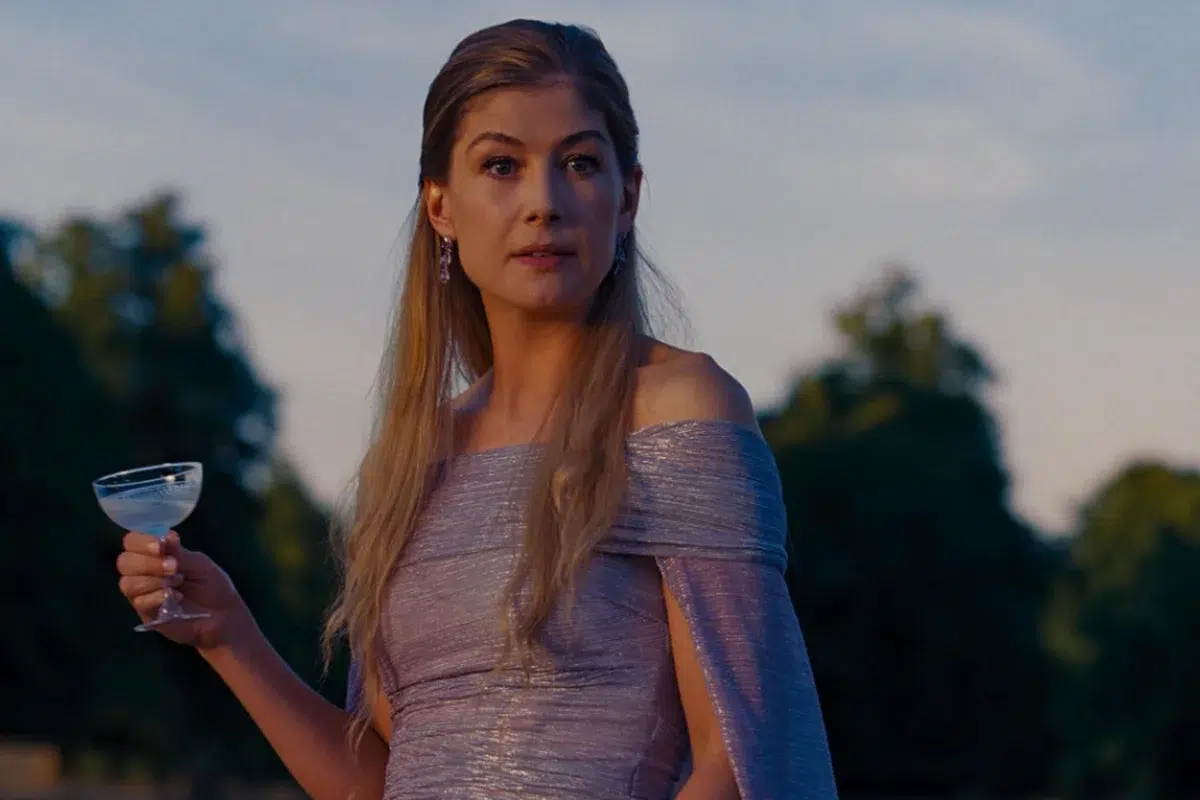 Rosamund Pike