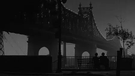 5 películas que homenajean a Nueva York Manhattan (1979)