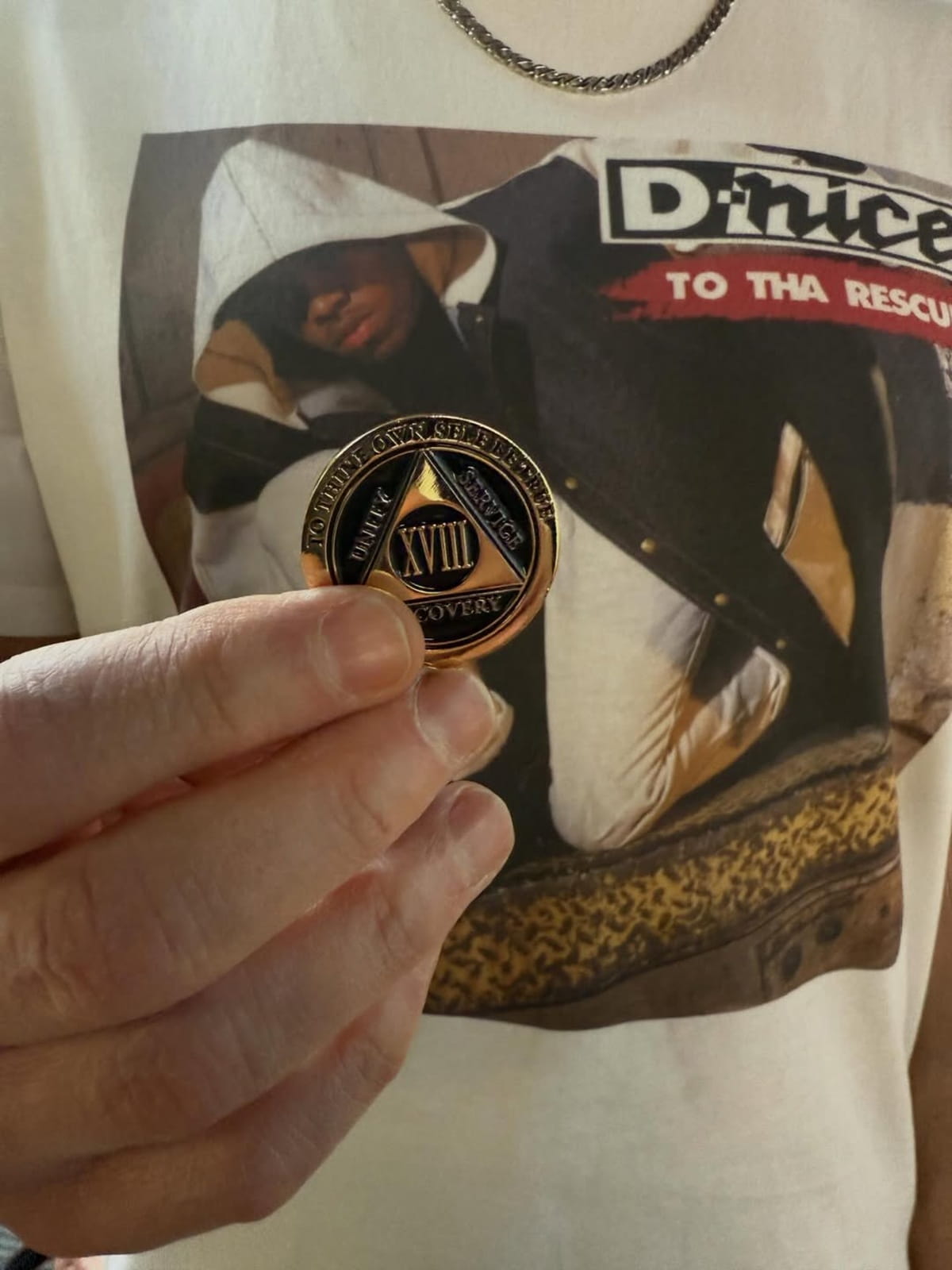 Eminem celebra 18 años de sobriedad