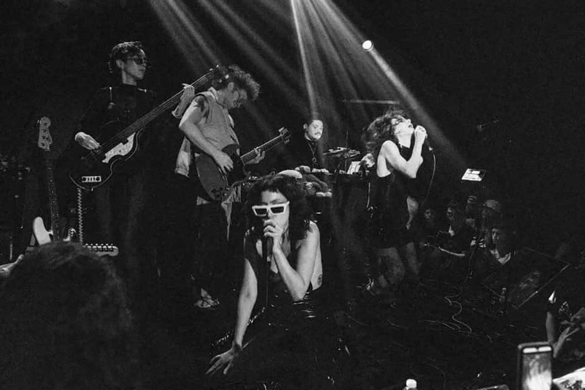Fea en vivo