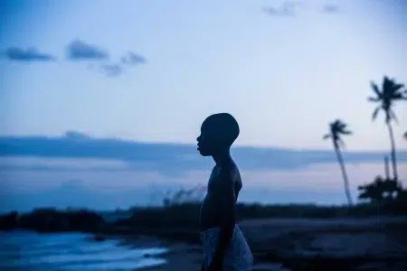 Las 5 películas LGBTQ+ imprescindibles según la crítica Moonlight (2016)