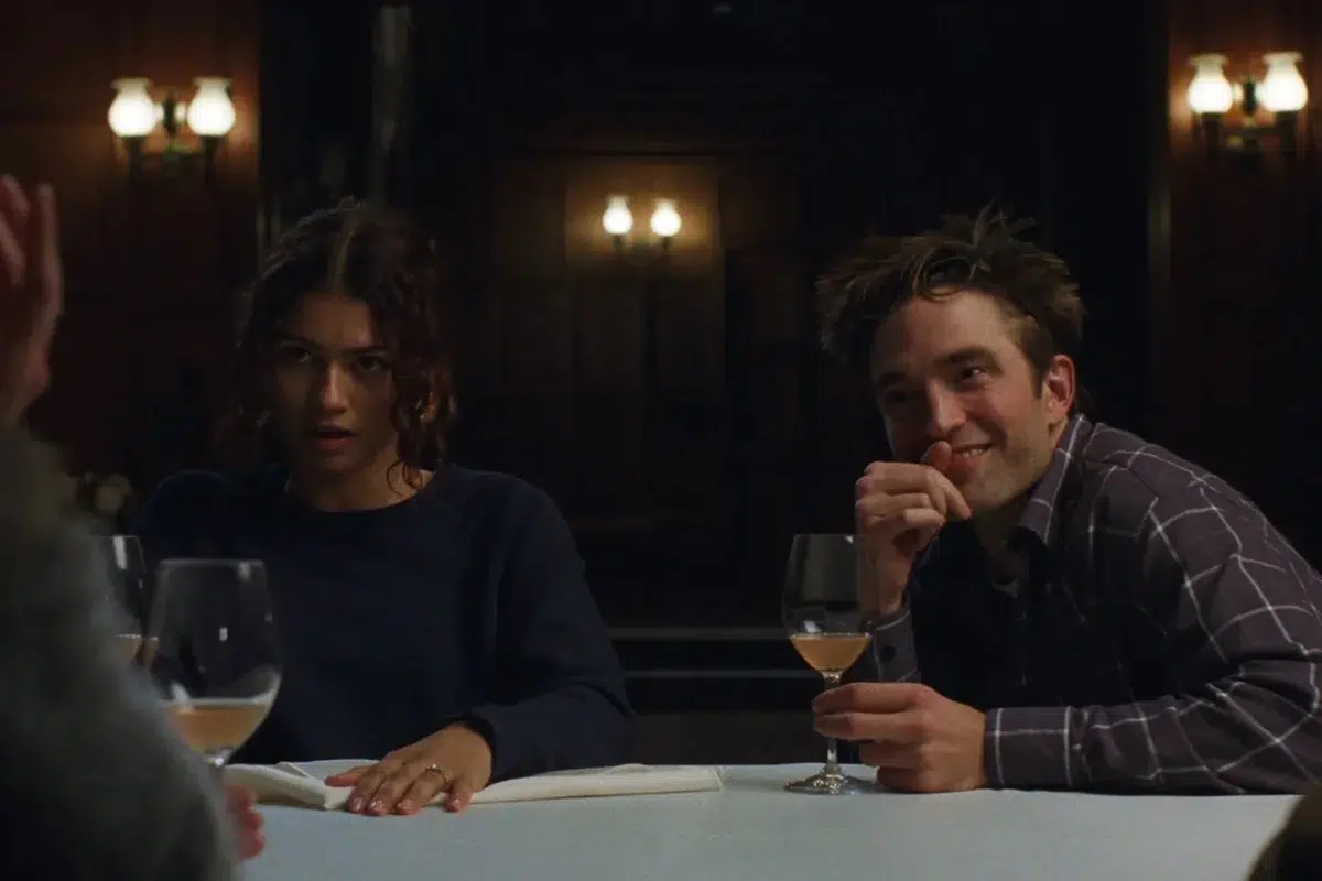Zendaya y Robert Pattinson en The Drama