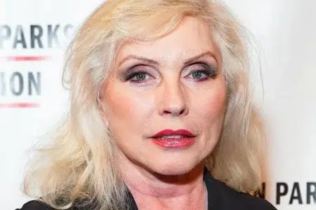 Debbie Harry vuelve al cine con una nueva comedia Debbie Harry