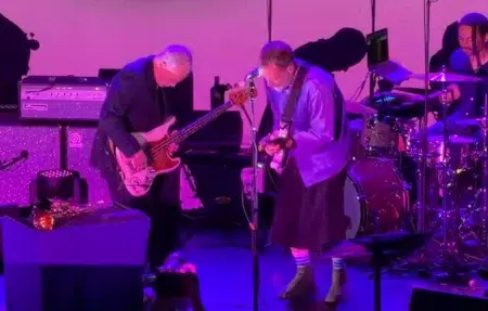Flea y Thom Yorke tocando juntos en Londres