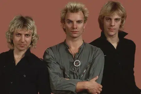 Los miembros de The Police posando para la cámara