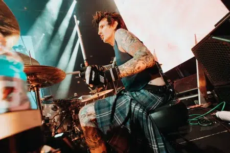 El mejor baterista del mundo para Tommy Lee Tommy Lee tocando la batería