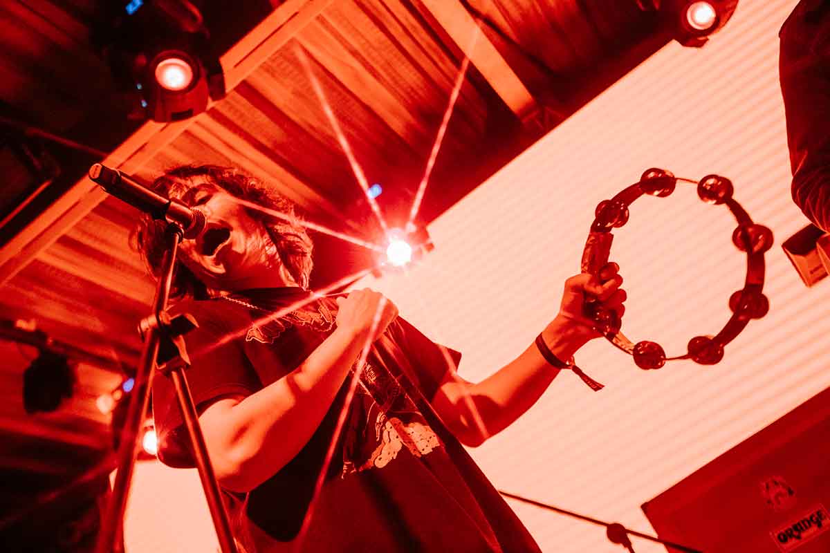 Winona Riders en BIME Live