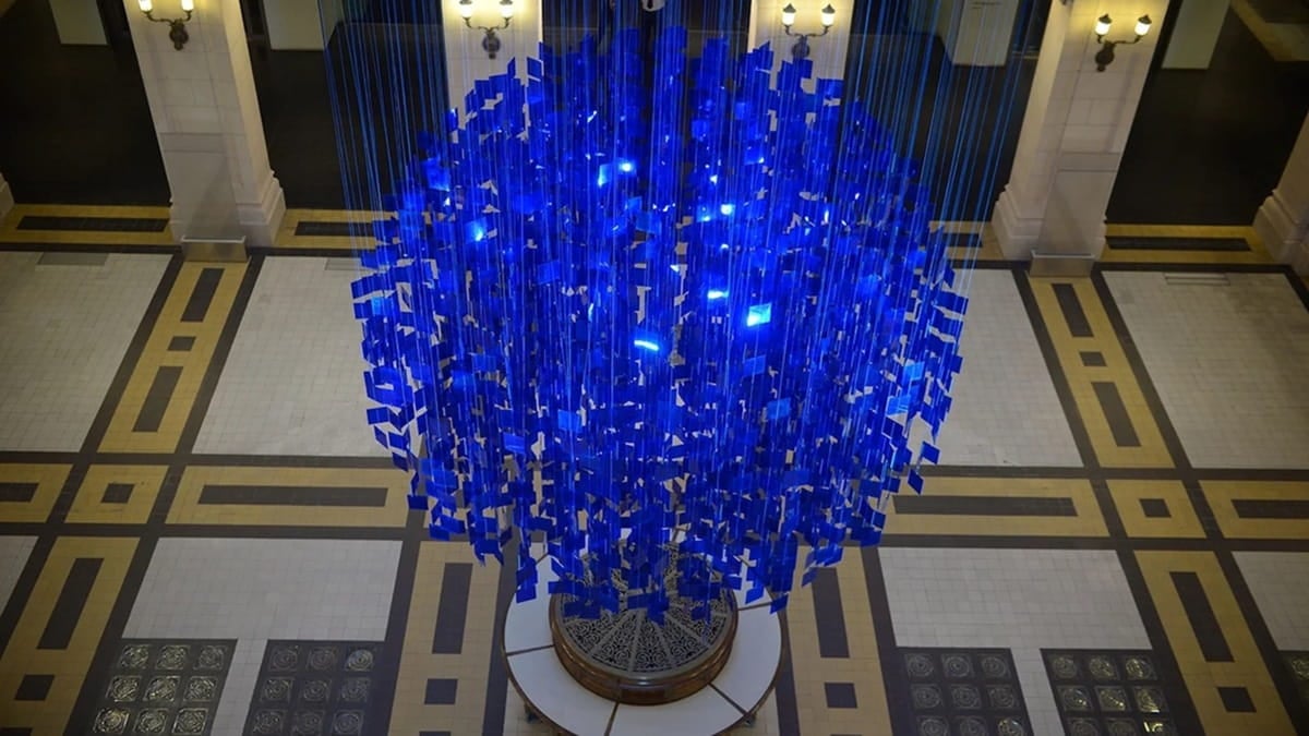 Esfera azul (2001)