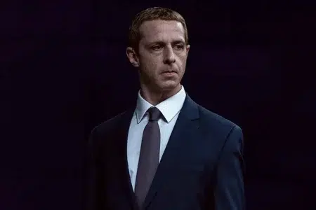 The Social Reckoning: Sinopsis, reparto y tráiler de la secuela de La red social Jeremy Strong es Mark Zuckerberg en The Social Reckoning