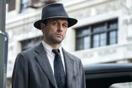 Qué ver en HBO Max: 4 series sobre abogados Matthew Rhys en Perry Mason