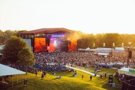 Arrancó Bonnaroo 2026: Cómo verlo en Latinoamérica Bonnaroo Music & Arts Festival