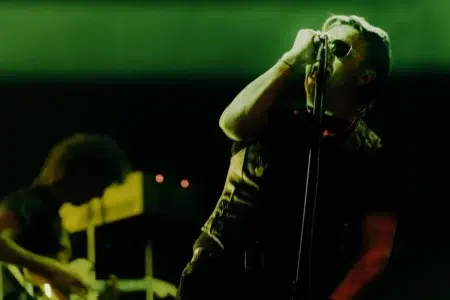 The Strokes cambian la fecha de lanzamiento de su nuevo disco Julian Casablancas de The Strokes