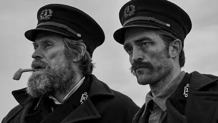 Qué ver en plataformas: 5 películas inspiradas en la mitología griega Willem Dafoe y Robert Pattinson en El faro