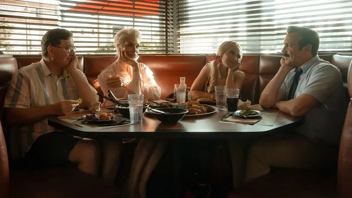 Jeremy Swift, Hannah Waddingham, Juno Temple y Jason Sudeikis.