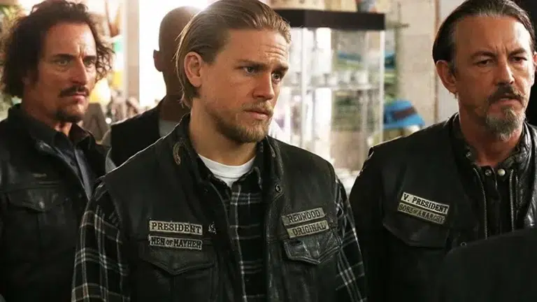 Kim Coates, Tommy Flanagan, Charlie Hunnam y David Labrava en Sons of Anarchy