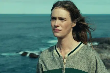 Bajo la superficie: De qué trata la nueva serie canadiense de Netflix Mackenzie Davis en Bajo la superficie (2026)