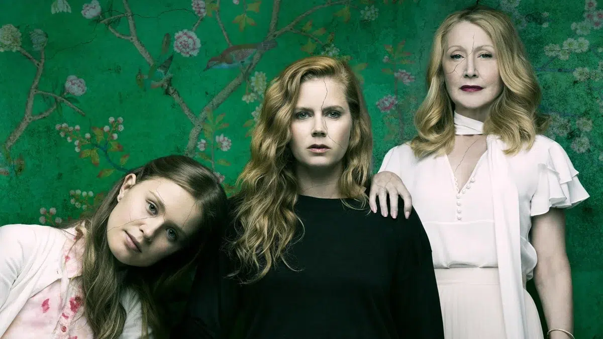 Amy Adams, Patricia Clarkson y Eliza Scanlen